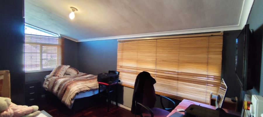 3 Bedroom Property for Sale in Lansdowne Western Cape